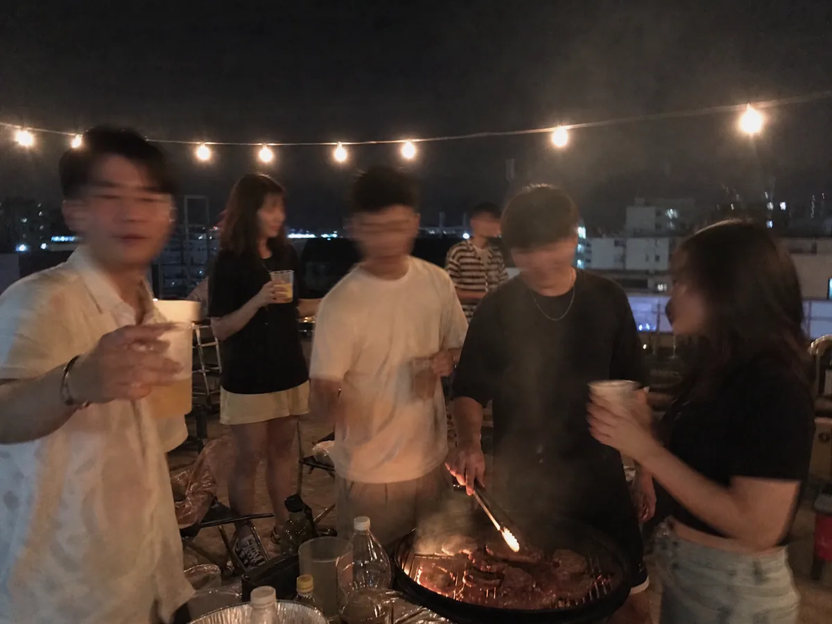 生日蜡烛38号,暖光下的家庭作品图2·每日大赛参赛作品